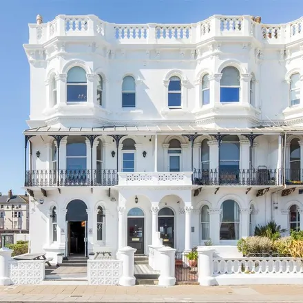 Image 4 - Karma on the beach, 40 Marine Parade, Worthing, BN11 3QA, United Kingdom - House for rent