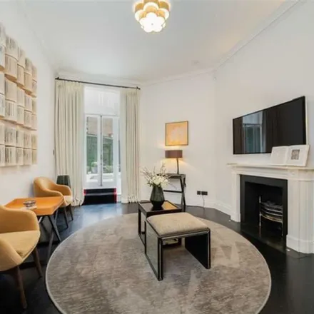 Image 6 - The Hari, 20 Chesham Place, London, SW1X 8HQ, United Kingdom - Apartment for rent