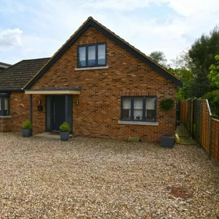 Buy this 4 bed house on Old Nazeing Road in Lower Nazeing, EN10 6QT