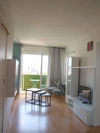 Rent this 1 bed apartment on 78 Avenue de la République in 93300 Aubervilliers, France
