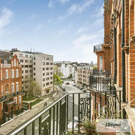 Image 9 - 17 Palace Gate, London, W8 5NG, United Kingdom - Apartment for rent