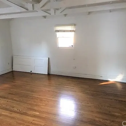 Image 7 - 13901 La Maida Street, Los Angeles, CA 91423, USA - House for rent