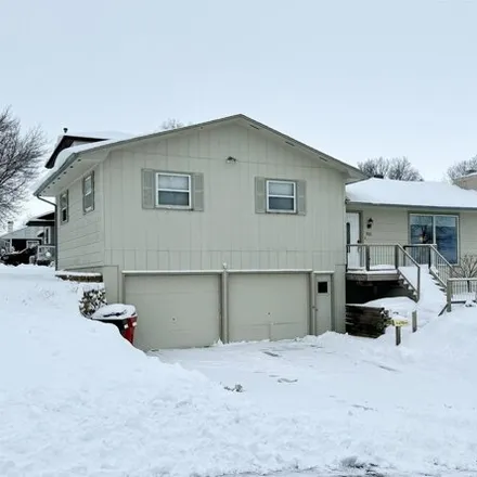 Buy this 4 bed house on 524 East 9th Street in Yankton, SD 57078