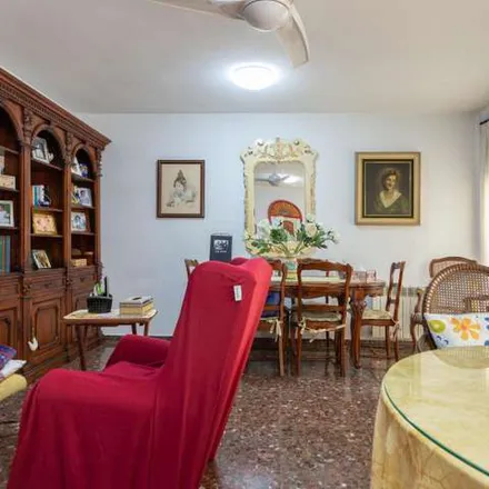 Rent this 4 bed apartment on Plaça de Rojas Clemente in 46008 Valencia, Spain