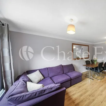 Image 4 - 42 Ferry Street, London, E14 3DT, United Kingdom - Apartment for rent