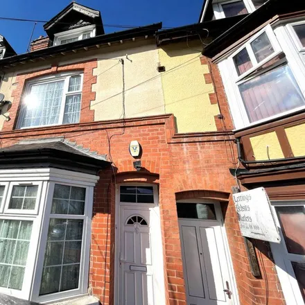 Rent this 2 bed apartment on Henton Off License in Henton Road, Leicester