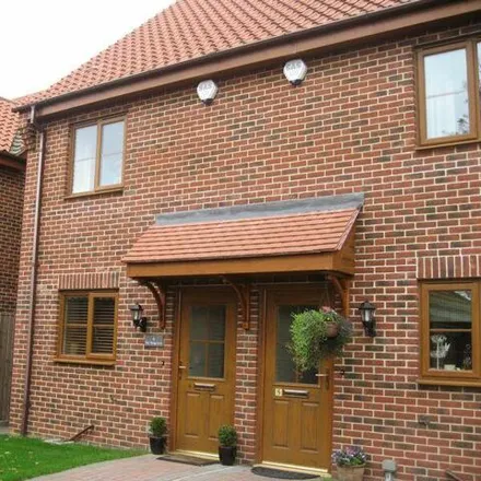 Rent this 3 bed duplex on Lound Road in Blundeston, NR32 5AT