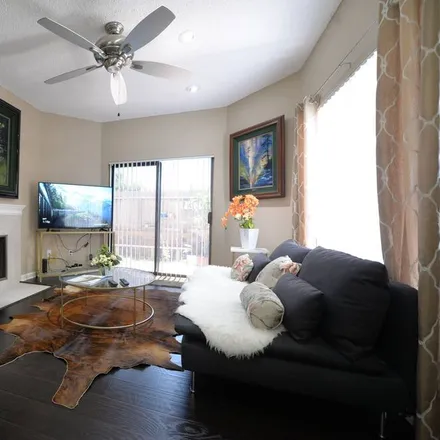 Rent this 2 bed apartment on Houston