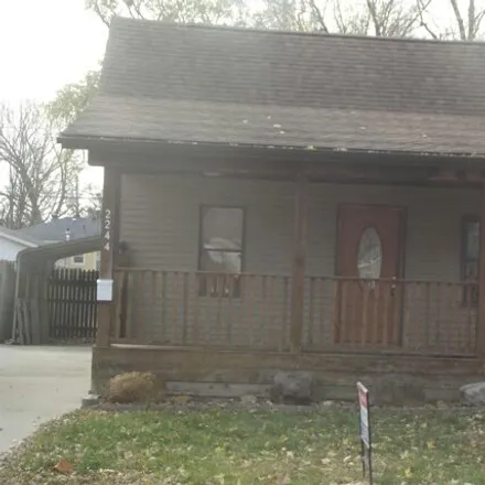 Buy this 1 bed house on 2245 East Converse Street in Grandview, Sangamon County