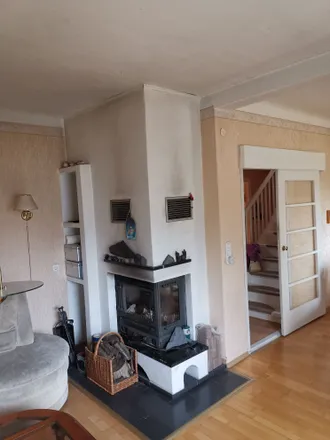 Rent this 5 bed apartment on Resedastraße 44 in 14513 Teltow, Germany