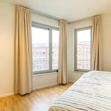 Rent this 3 bed apartment on Avenue Edouard de Thibault - Edouard de Thibaultlaan 66 in 1040 Etterbeek, Belgium