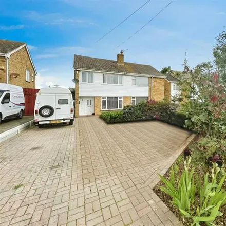 Buy this 3 bed duplex on Highgate Road in Tankerton, CT5 3HQ