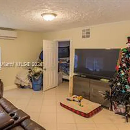 Image 3 - 848 Brickell Avenue, Miami, FL 33131, USA - Apartment for rent