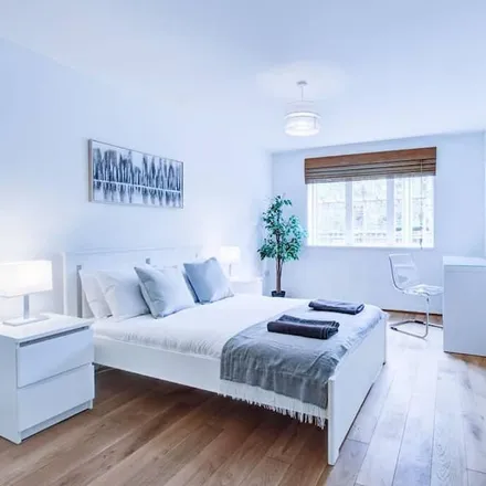Rent this 3 bed apartment on London in SW20 8HH, United Kingdom