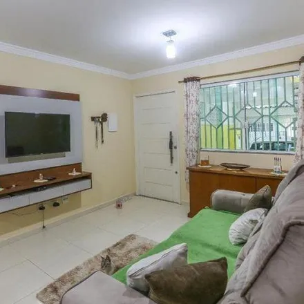 Buy this 2 bed house on Rua Dinocrates in Rio Pequeno, São Paulo - SP