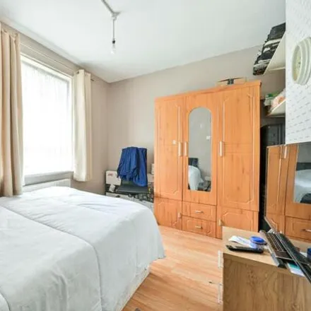 Buy this 2 bed apartment on Upnor Way in London, SE17 2LF