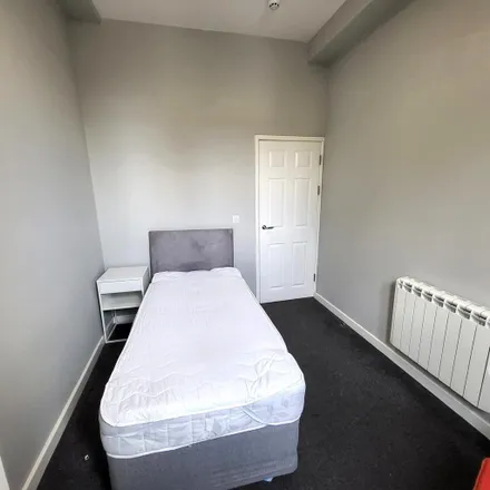 Rent this 1 bed room on Auckland Road in Doncaster, DN2 4AD