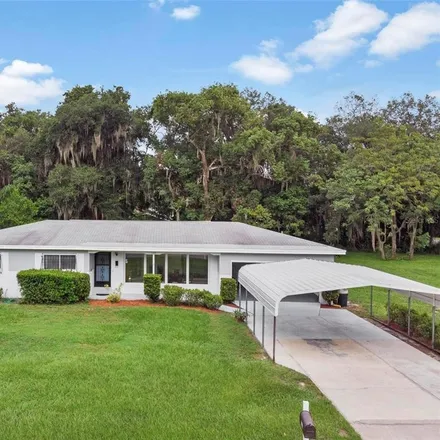 Buy this 3 bed house on 733 Florida Avenue in Mount Dora, FL 32757