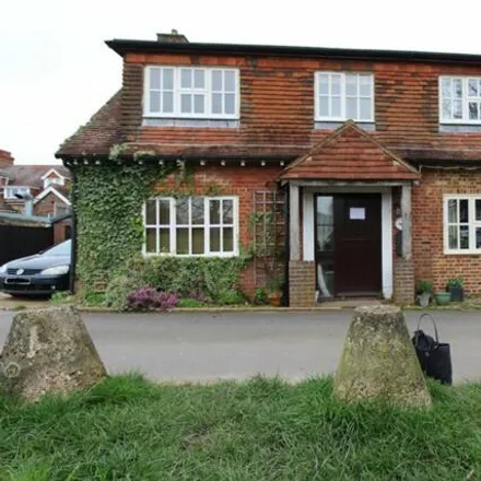 Rent this 3 bed townhouse on South Lane in Hurstpierpoint, BN6 9YD