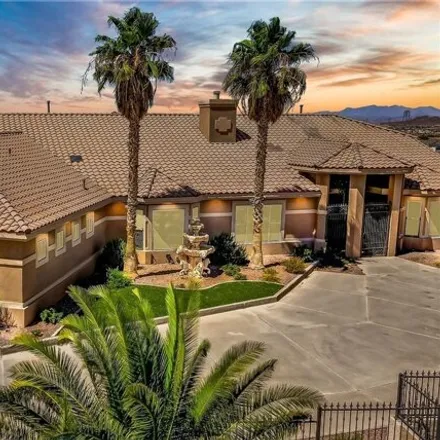 Buy this 6 bed house on Greenway Road in Henderson, NV 89015