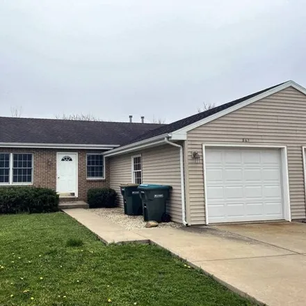 Buy this 2 bed house on Covey Lane in Coal City, Grundy County