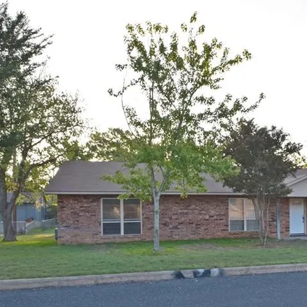 Buy this 3 bed house on 114 Crestwood Drive in Fredericksburg, TX 78624