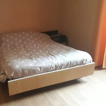 Rent this 3 bed house on 85600 Saint-Georges-de-Montaigu