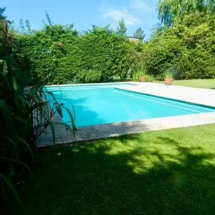 Buy this 4 bed house on Avenida Daniel M. Cazón 1005 in Partido de Tigre, B1648 EWK Tigre