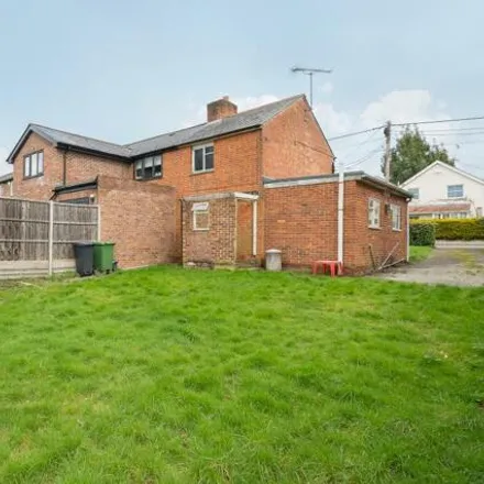 Image 3 - Updown Cottage, Kings Lane, Windlesham, GU20 6JQ, United Kingdom - Duplex for sale