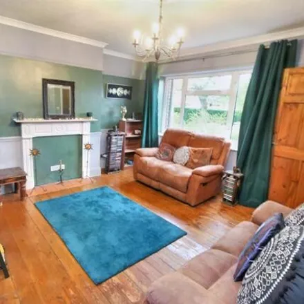 Image 3 - Hinton Crescent, Hereford, HR2 6AB, United Kingdom - House for sale