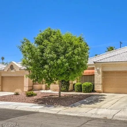 Image 2 - 377 Mill Hollow Road, Las Vegas, NV 89107, USA - House for sale