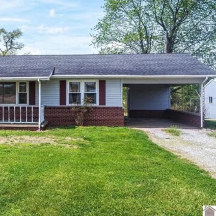 Buy this 3 bed house on 1157 KY 944 in Hickman County, KY 42031