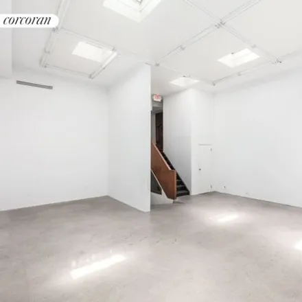 Image 3 - 9 Clinton Street, New York, NY 10002, USA - Townhouse for sale