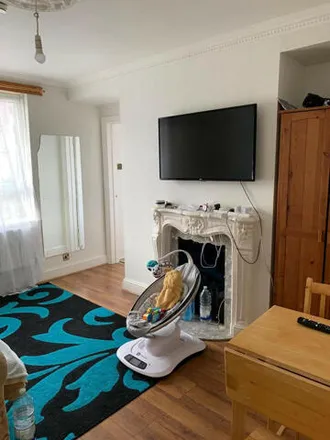 Rent this 1 bed apartment on Collins House in Whiting Avenue, London
