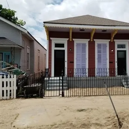 Image 1 - 2230 Josephine Street, New Orleans, LA 70113, USA - House for rent