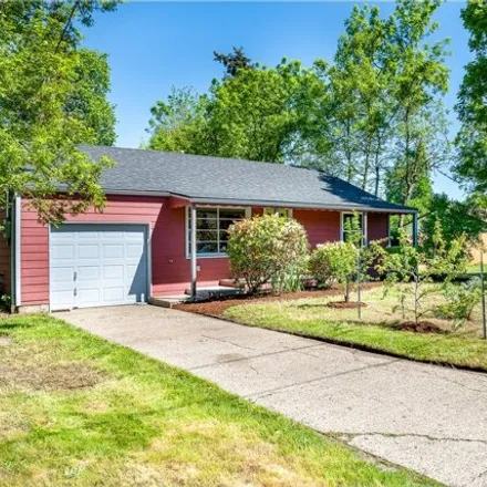 Buy this 2 bed house on 2915 Mill Street in Eugene, OR 97405