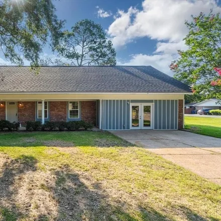 Buy this 4 bed house on 1927 Horton Avenue in Shreveport, LA 71105