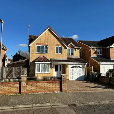 Buy this 4 bed house on Torney Close in Basildon, SS16 6PQ