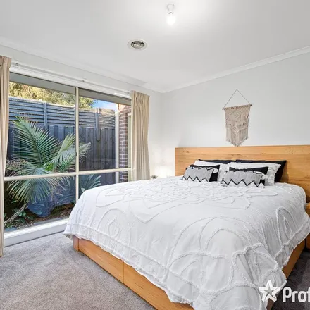 Rent this 3 bed apartment on Wimbledon Court in Mooroolbark VIC 3138, Australia