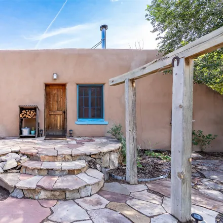 Image 3 - Moonbow, Turquoise Trail NM-14, Madrid, Santa Fe County, NM 87010, USA - House for sale