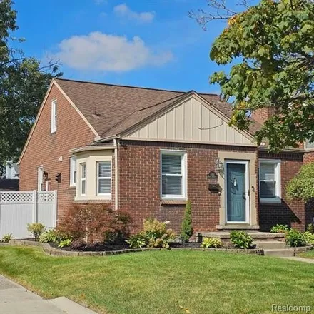 Rent this 3 bed house on 23316 Buckingham Street in Dearborn, MI 48128