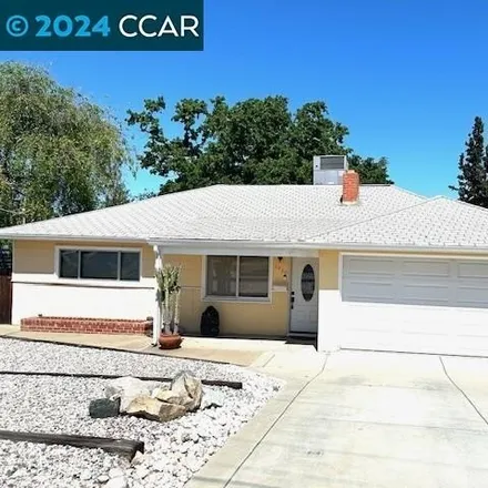 Buy this 3 bed house on 1902 Encima Drive in Concord, CA 94519