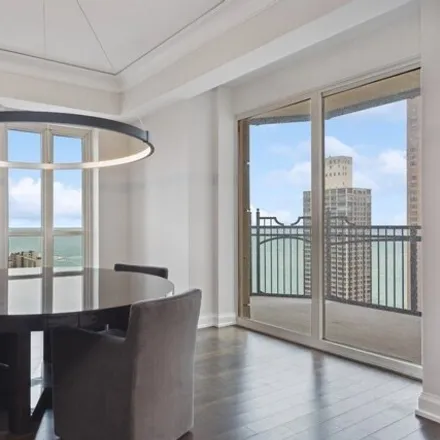 Image 9 - Waldorf Astoria Chicago, 11 East Walton Street, Chicago, IL 60611, USA - Condo for sale