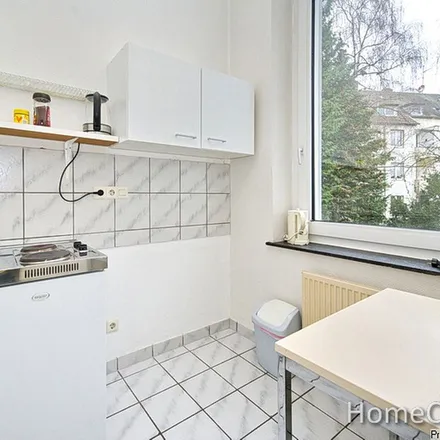 Image 2 - Gneisenaustraße 28a, 40477 Dusseldorf, Germany - Apartment for rent