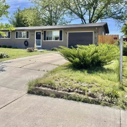 Buy this 3 bed house on 1692 Missoula Way in Caldwell, ID 83605