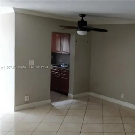 Image 6 - 575 North 28th Avenue, Hollywood, FL 33020, USA - Condo for rent