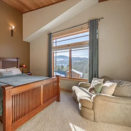 Image 9 - 12462 Pinnacle Loop, Truckee, CA 96161, USA - House for sale