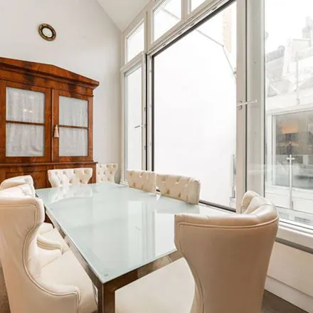 Rent this 3 bed apartment on 100 Eaton Place in London, SW1X 8LP