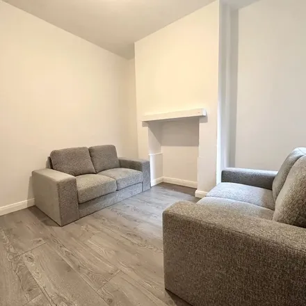 Rent this 3 bed apartment on Cairo Street in Belfast, BT7 1QB