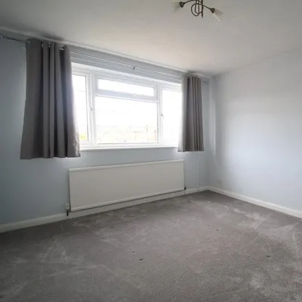 Image 7 - Hawthorne Avenue, Wetherby, LS22 7QX, United Kingdom - House for rent